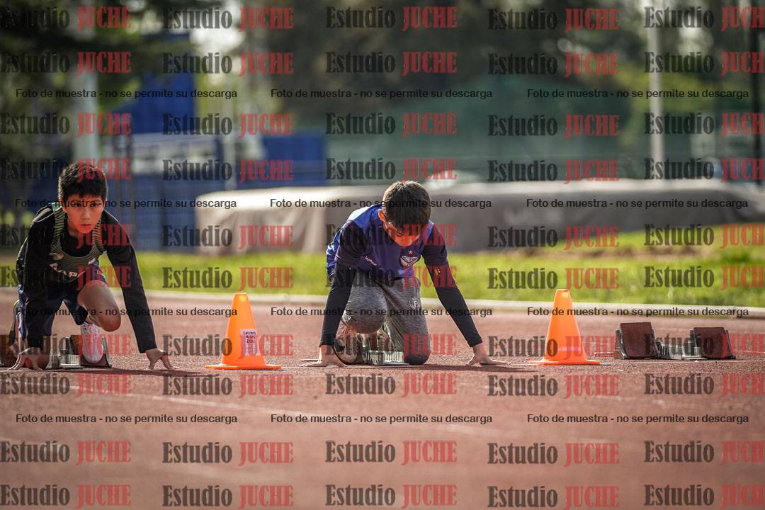 Fotos de los 50 m llanos de varones
