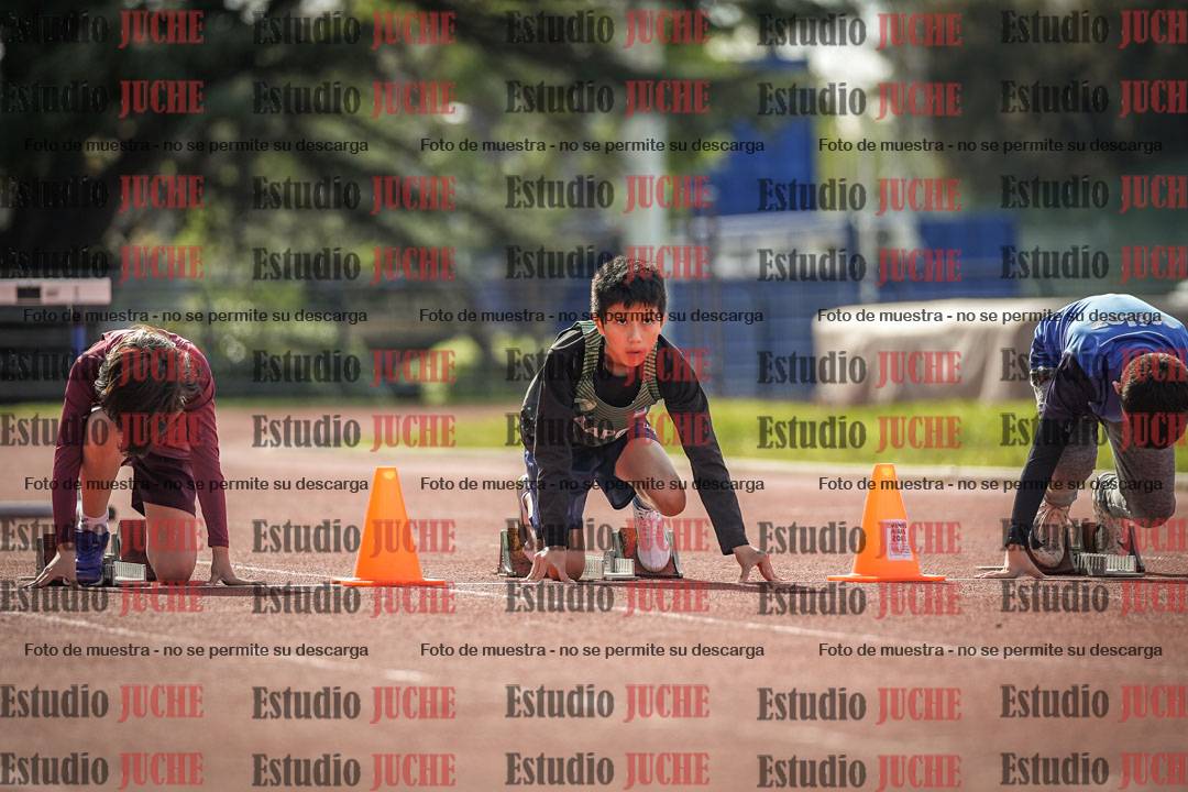 Fotos de los 50 m llanos de varones