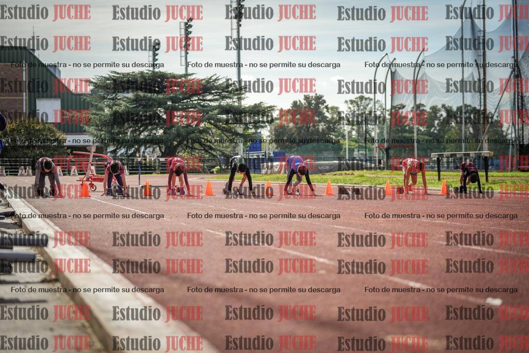 Fotos de los 50 m llanos de varones
