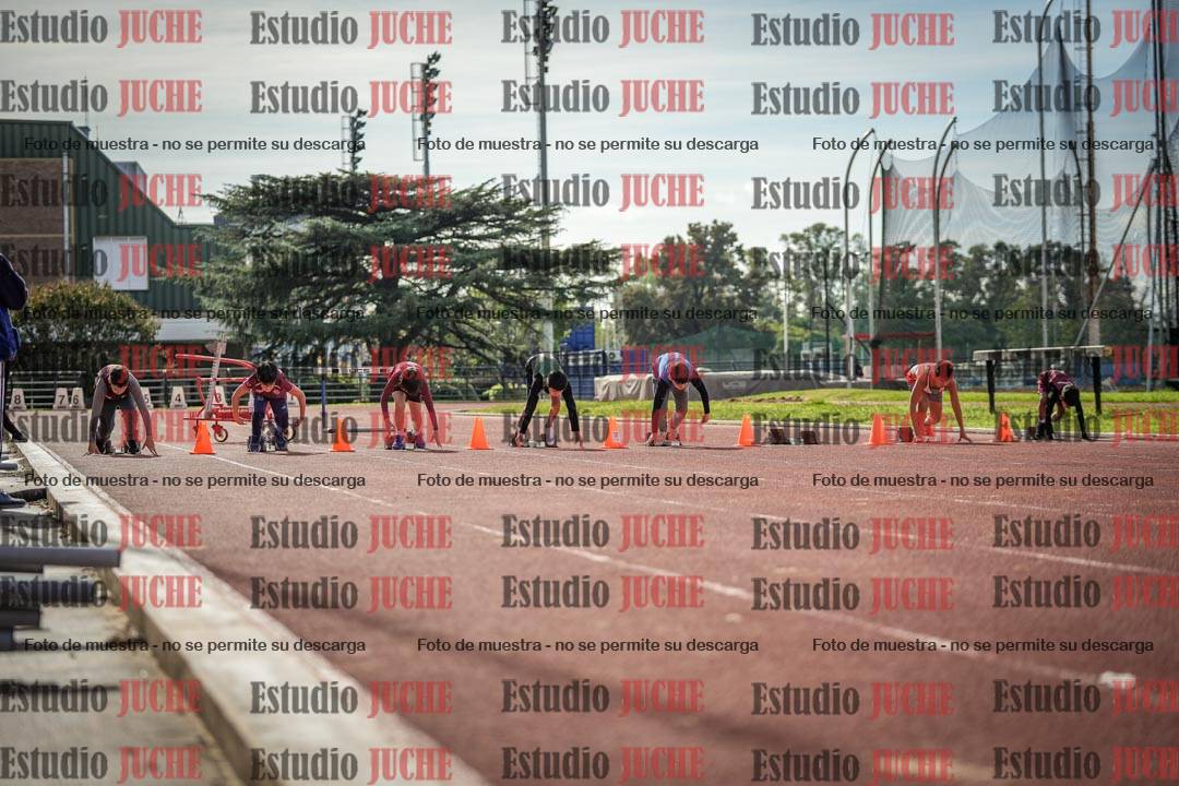Fotos de los 50 m llanos de varones