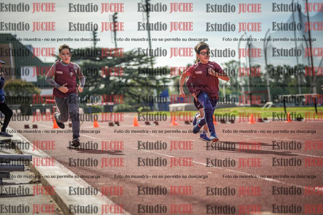 Fotos de los 50 m llanos de varones