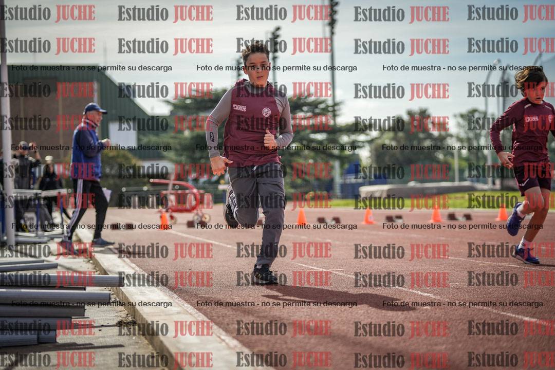 Fotos de los 50 m llanos de varones