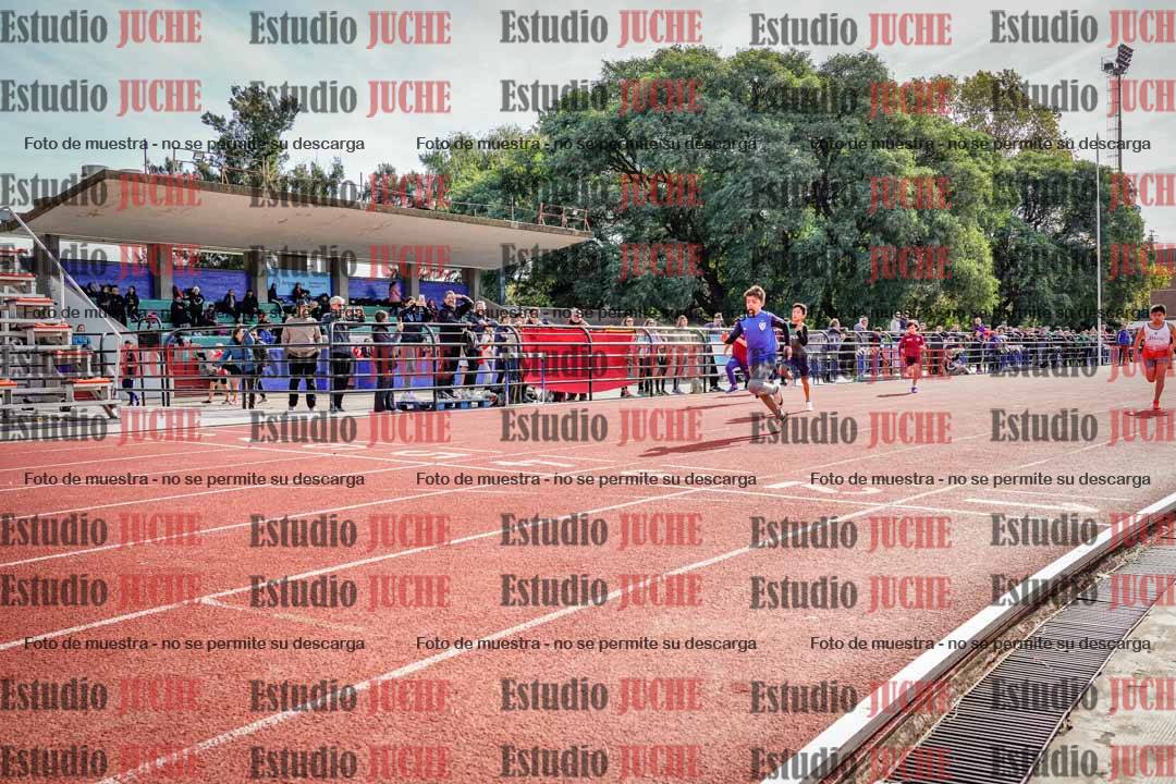 Fotos de los 50 m llanos de varones