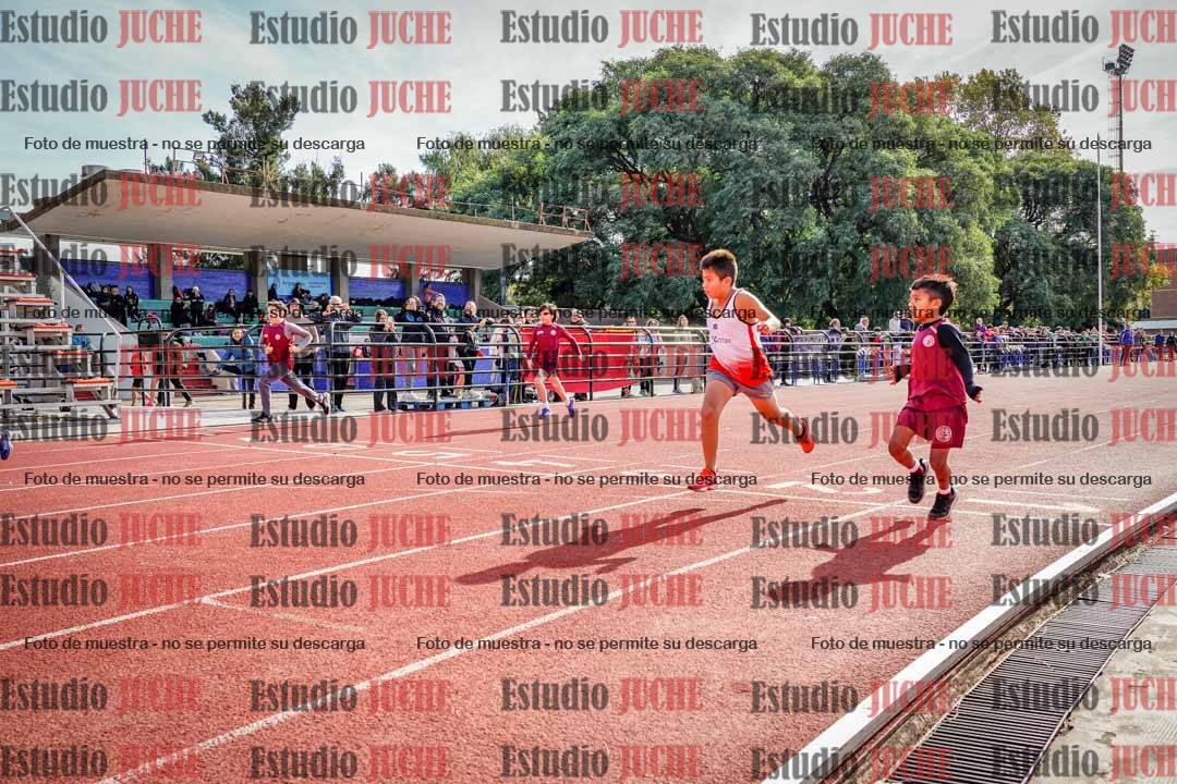 Fotos de los 50 m llanos de varones
