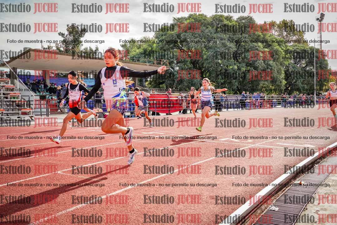 Fotos de los 150 m llanos de mujeres