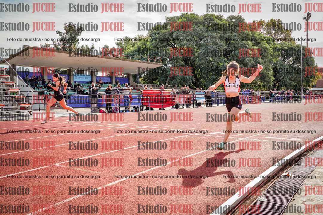 Fotos de los 150 m llanos de mujeres