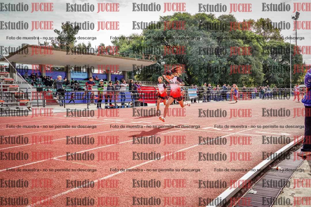 Fotos de los 150 m llanos de mujeres