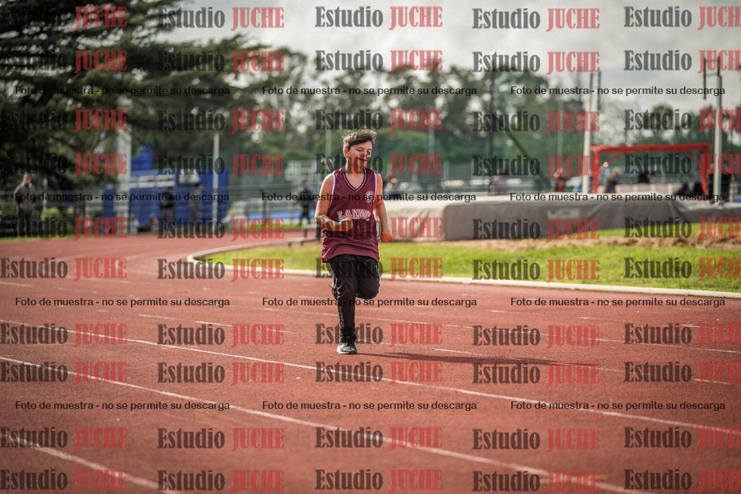 Fotos de los 150 m llanos de varones