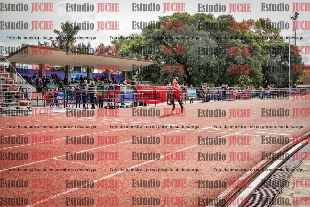 Fotos de los 150 m llanos de varones
