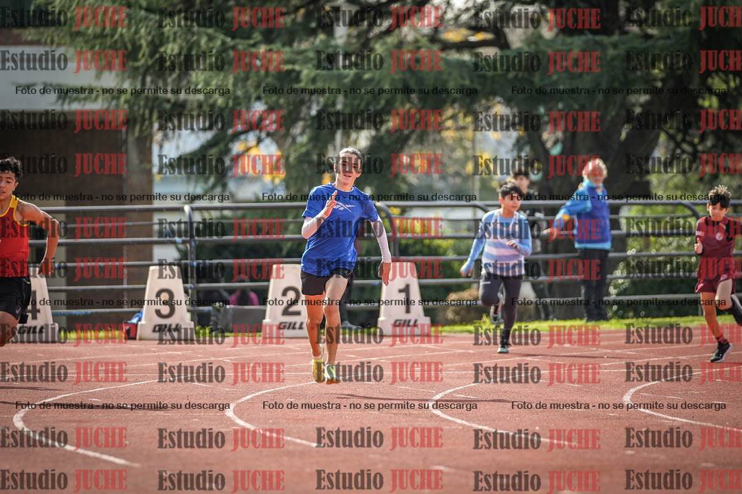 Fotos de los 150 m llanos de varones