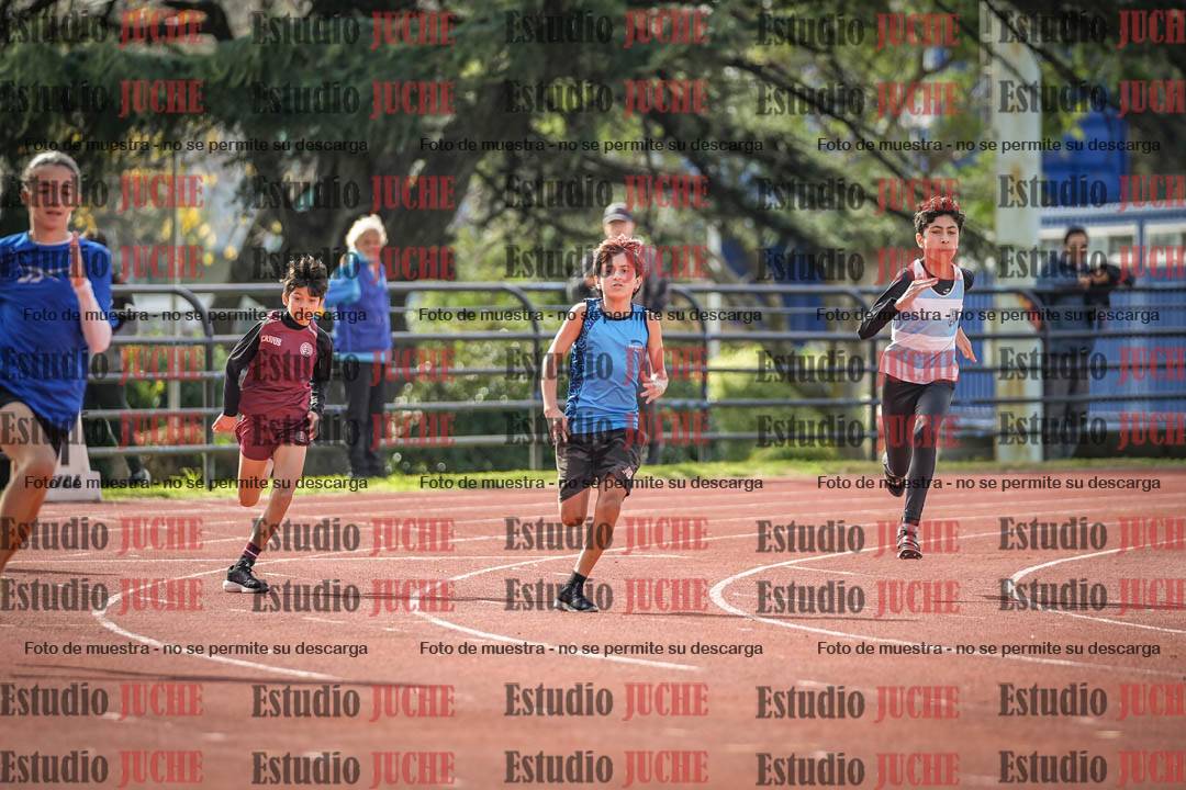 Fotos de los 150 m llanos de varones