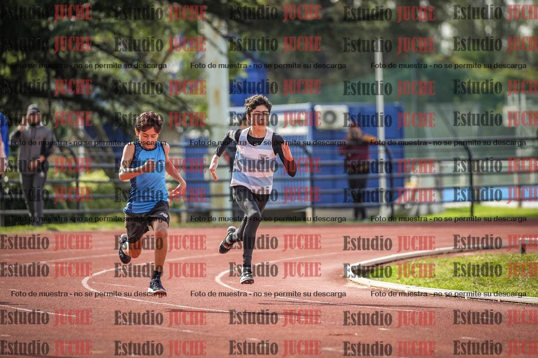 Fotos de los 150 m llanos de varones