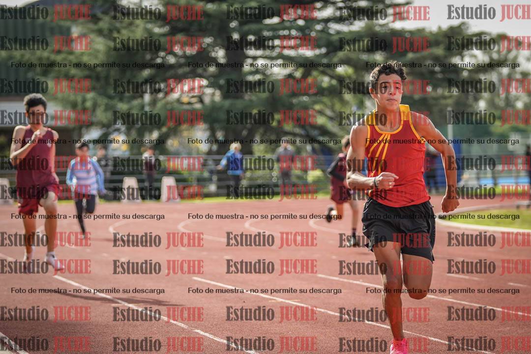 Fotos de los 150 m llanos de varones