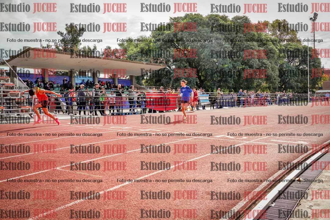 Fotos de los 150 m llanos de varones