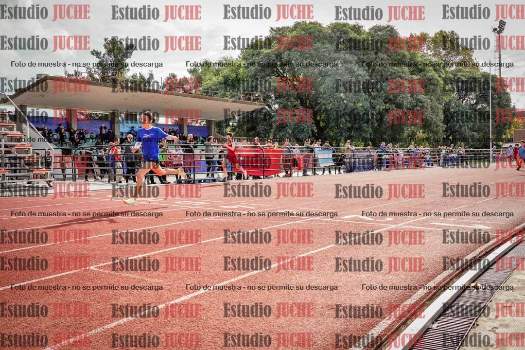 Fotos de los 150 m llanos de varones
