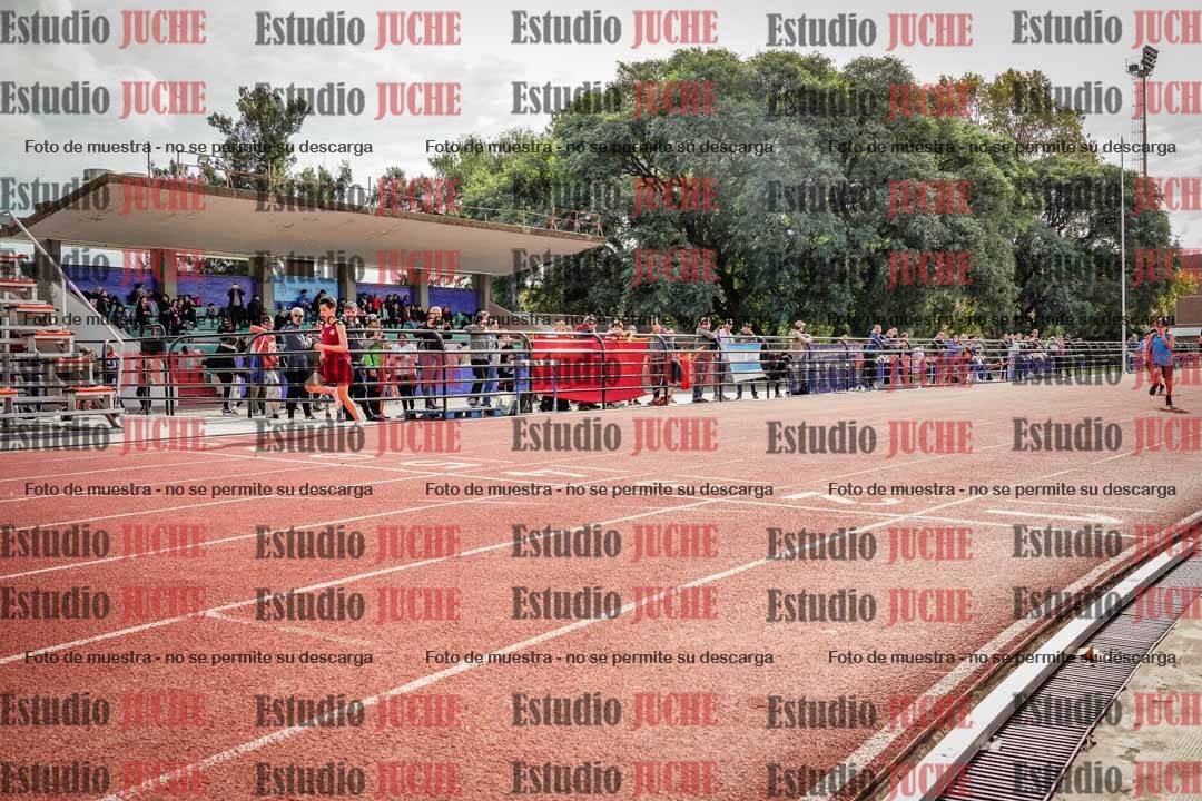 Fotos de los 150 m llanos de varones