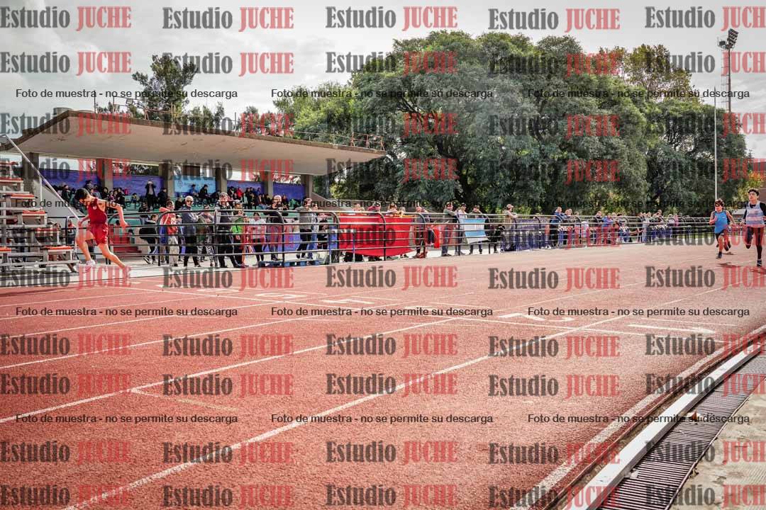 Fotos de los 150 m llanos de varones