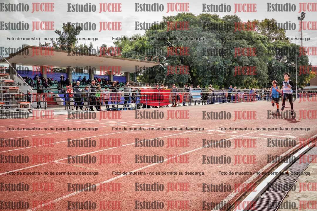 Fotos de los 150 m llanos de varones