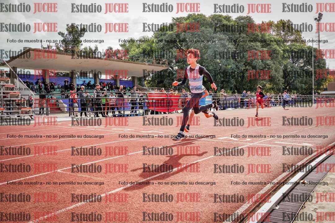 Fotos de los 150 m llanos de varones