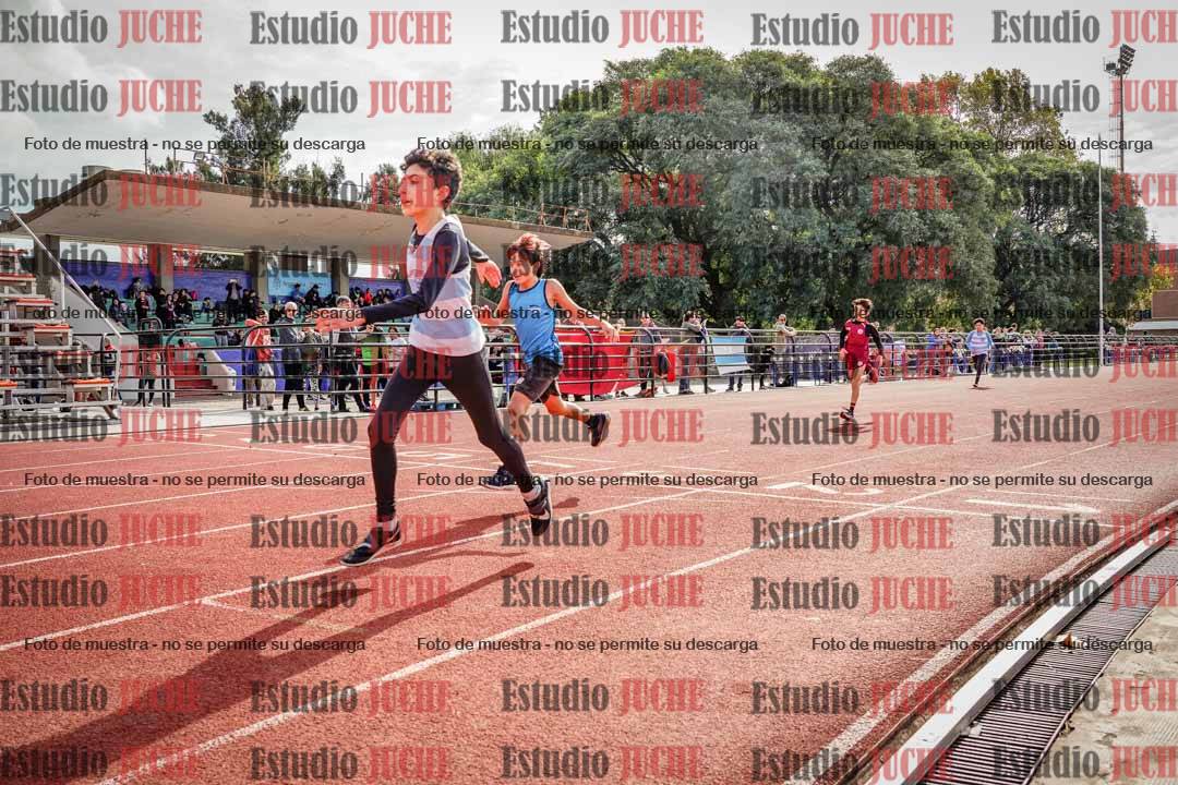 Fotos de los 150 m llanos de varones