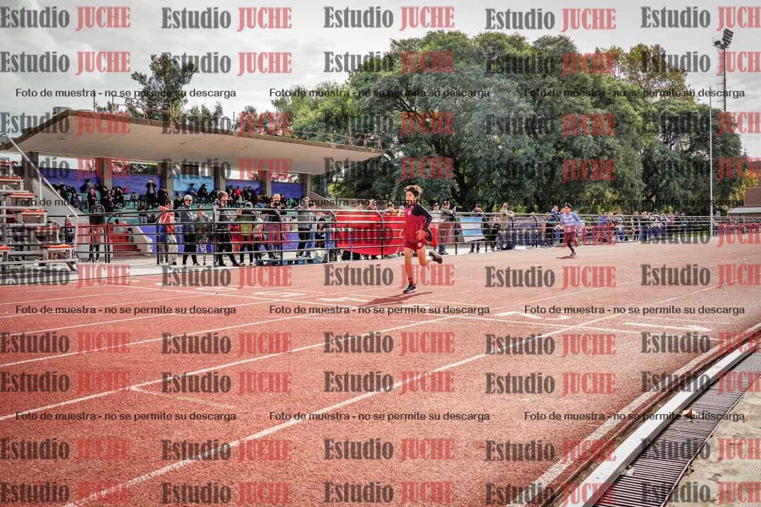 Fotos de los 150 m llanos de varones