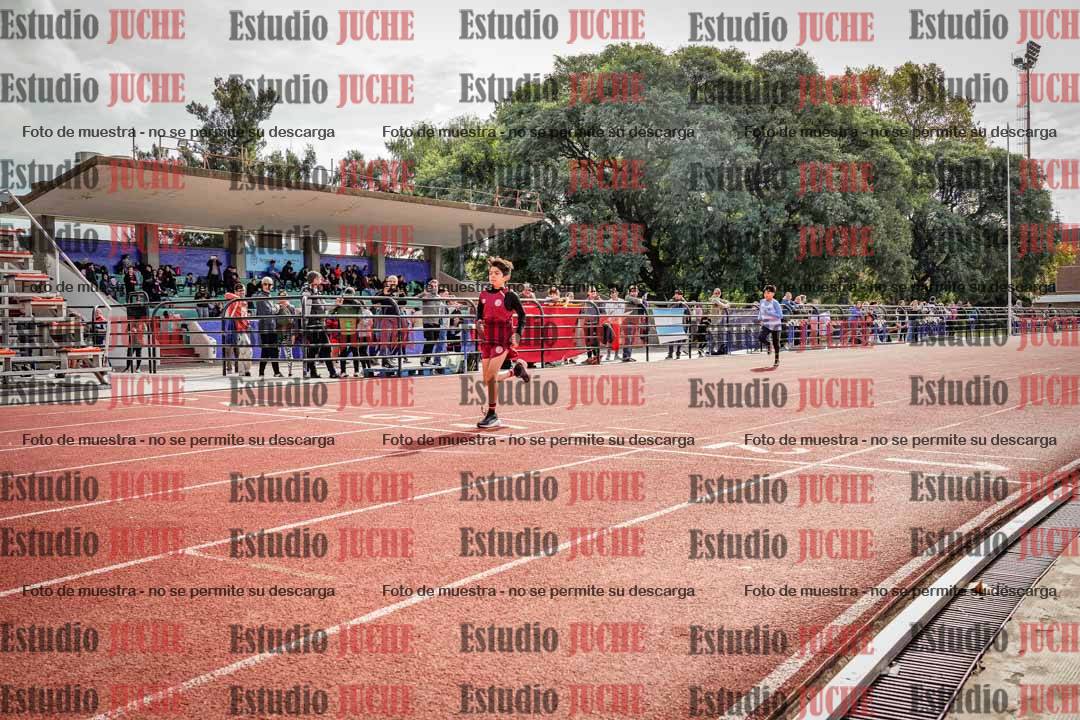 Fotos de los 150 m llanos de varones