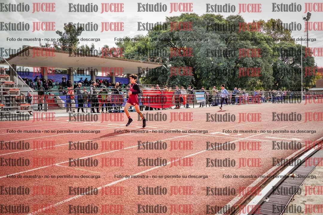 Fotos de los 150 m llanos de varones
