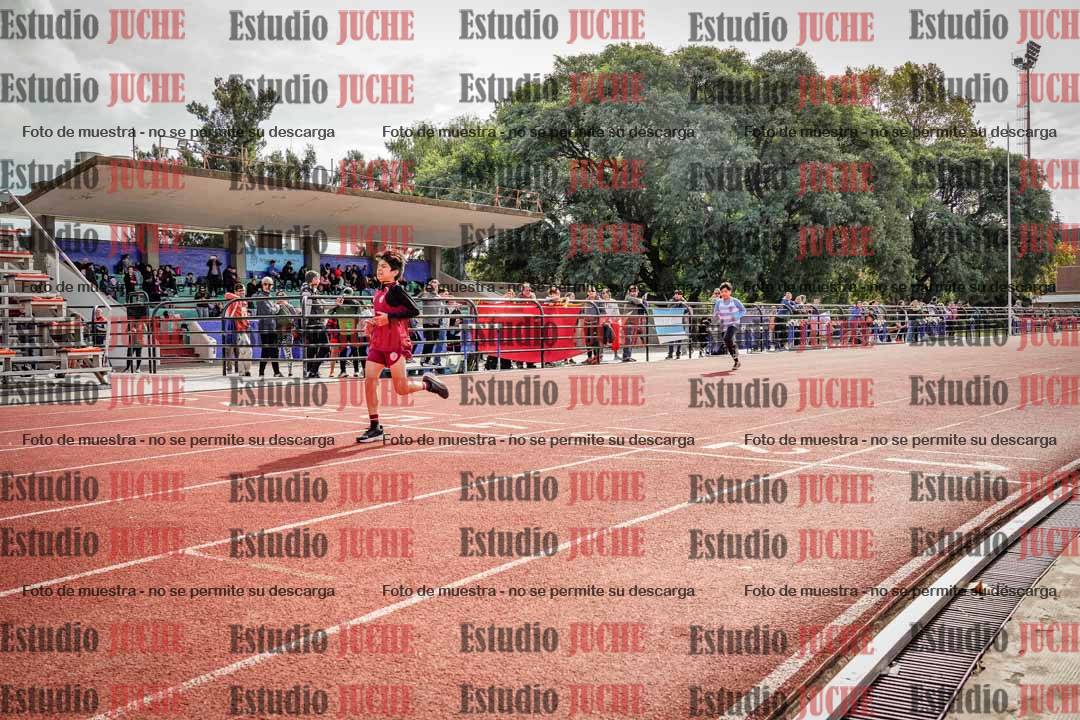 Fotos de los 150 m llanos de varones