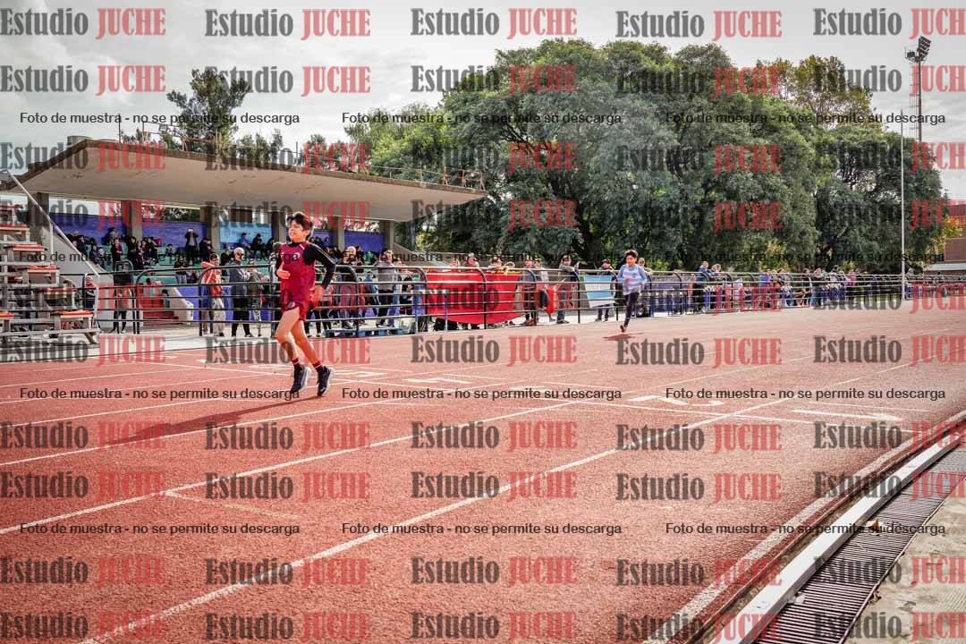 Fotos de los 150 m llanos de varones