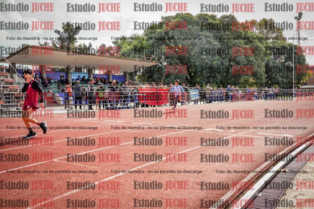 Fotos de los 150 m llanos de varones