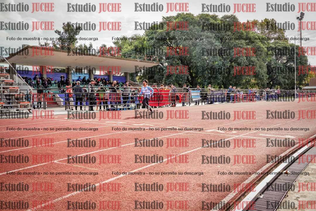 Fotos de los 150 m llanos de varones