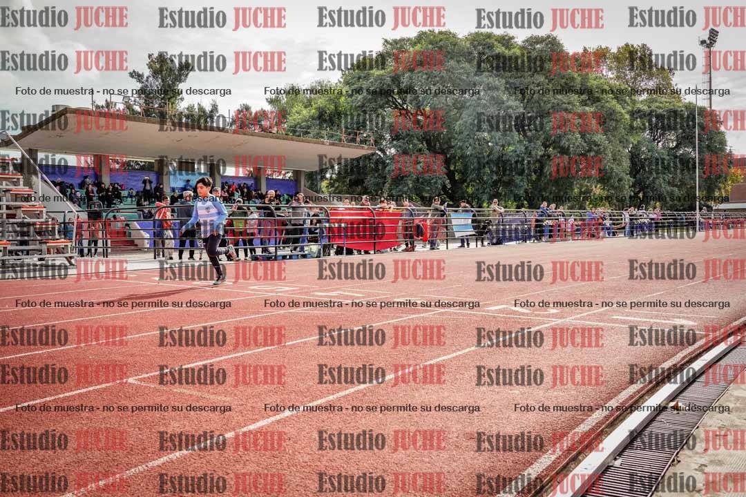 Fotos de los 150 m llanos de varones