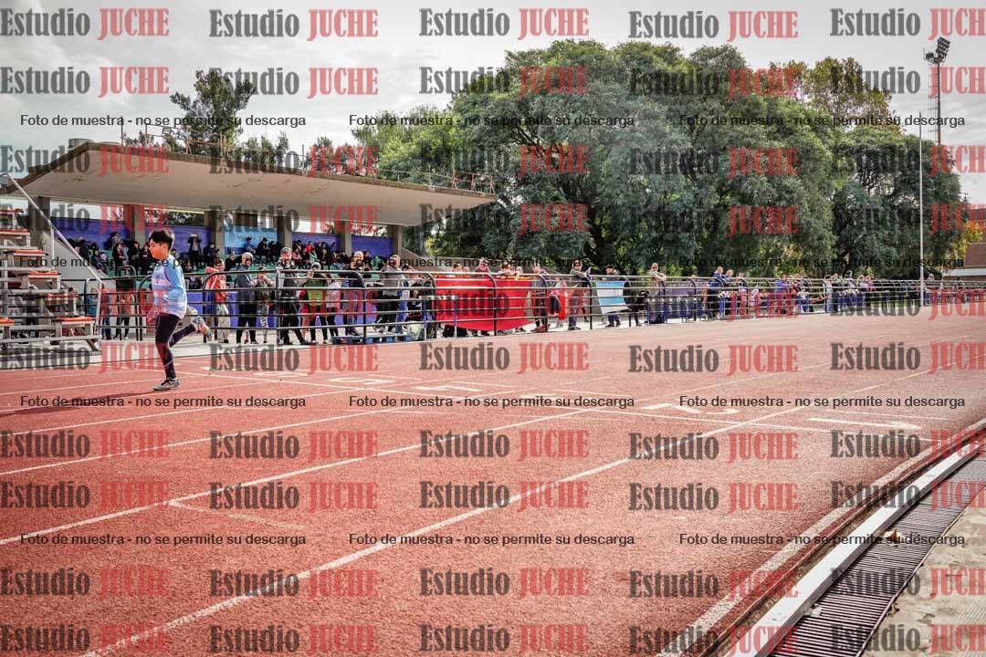 Fotos de los 150 m llanos de varones