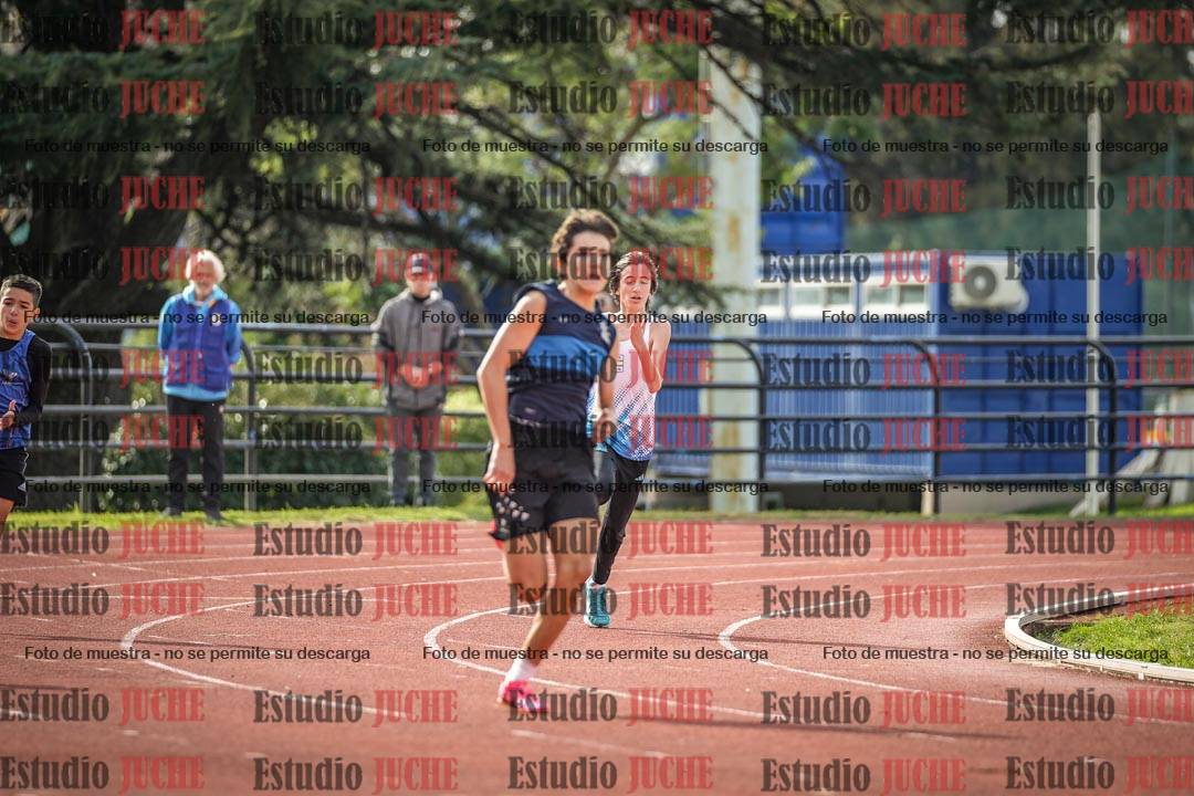 Fotos de los 150 m llanos de varones