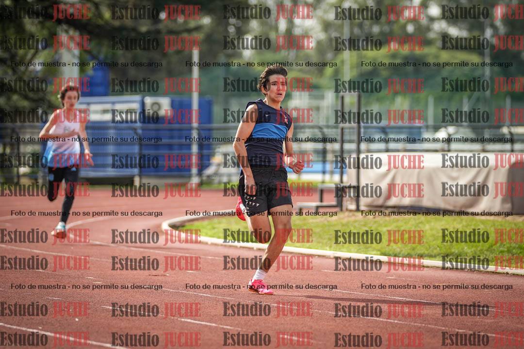 Fotos de los 150 m llanos de varones