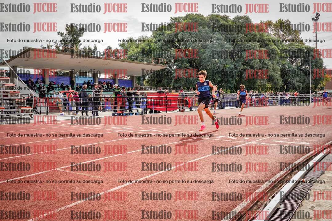Fotos de los 150 m llanos de varones