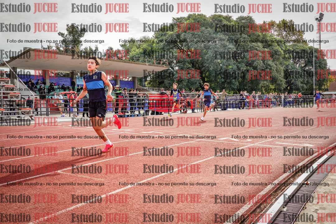 Fotos de los 150 m llanos de varones
