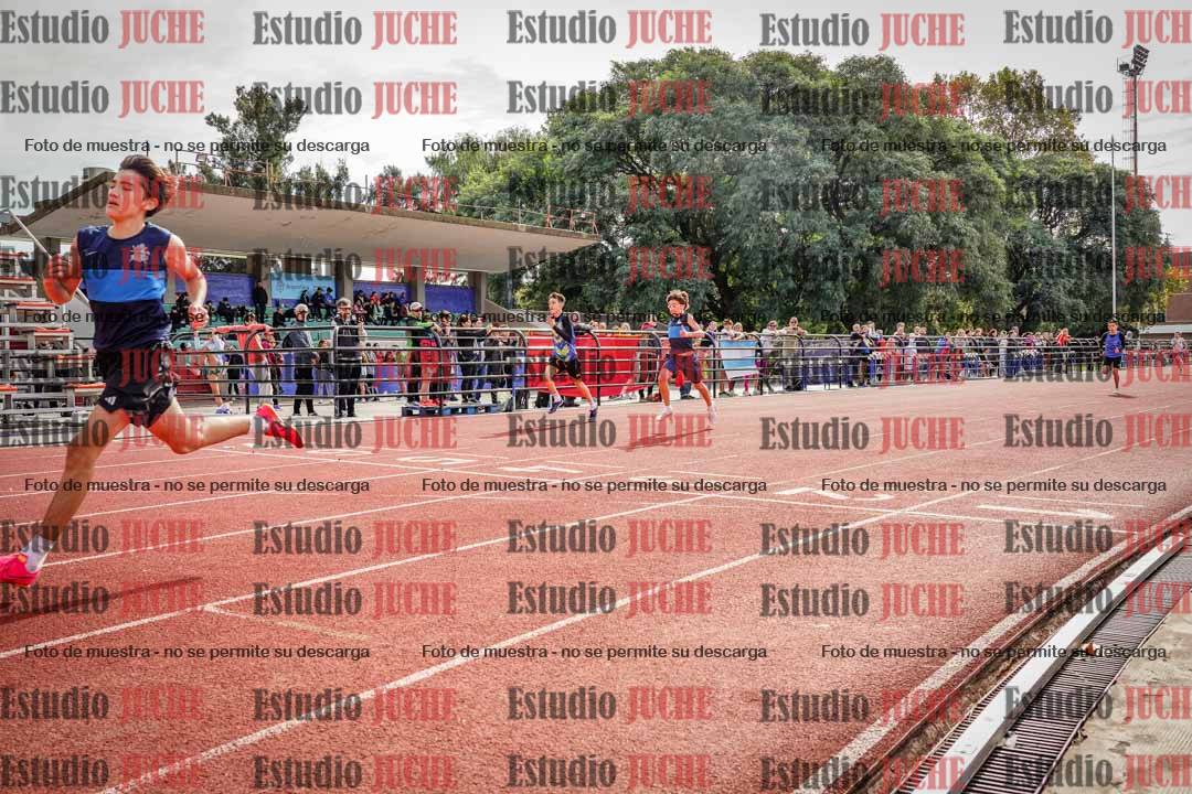 Fotos de los 150 m llanos de varones