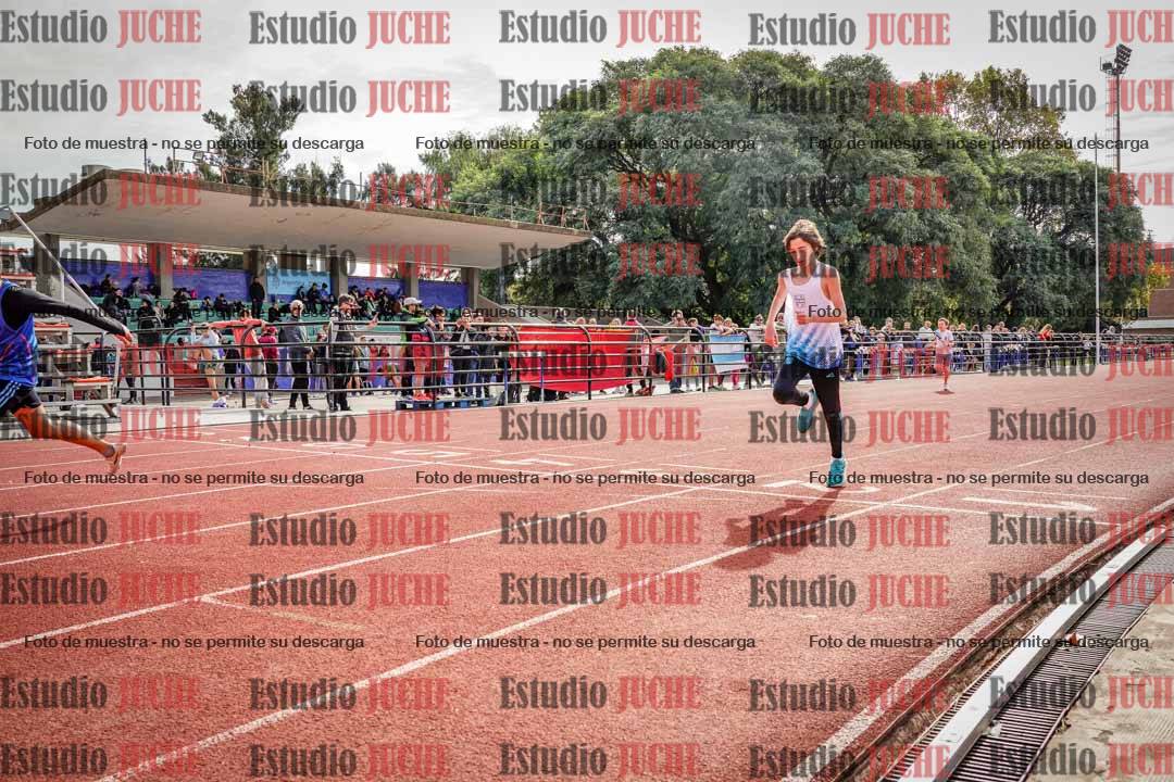 Fotos de los 150 m llanos de varones