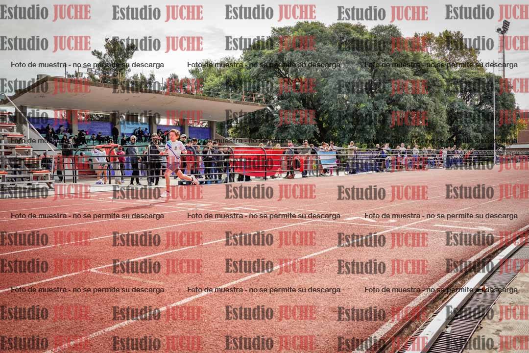 Fotos de los 150 m llanos de varones
