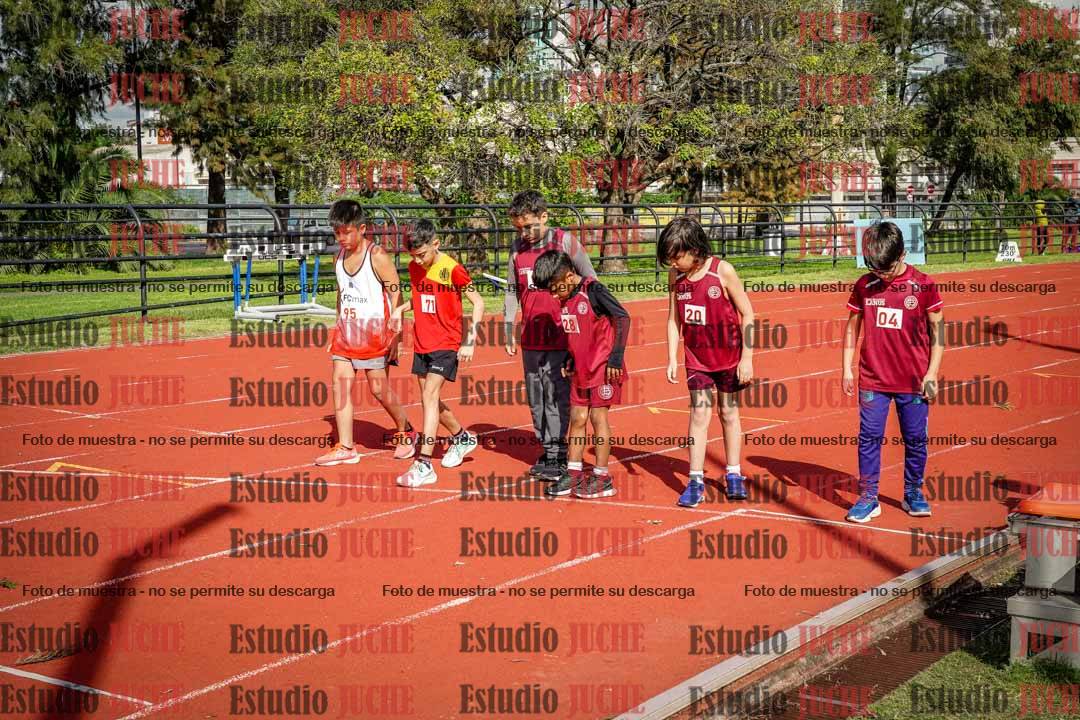 Fotos de los 1000 m llanos de varones