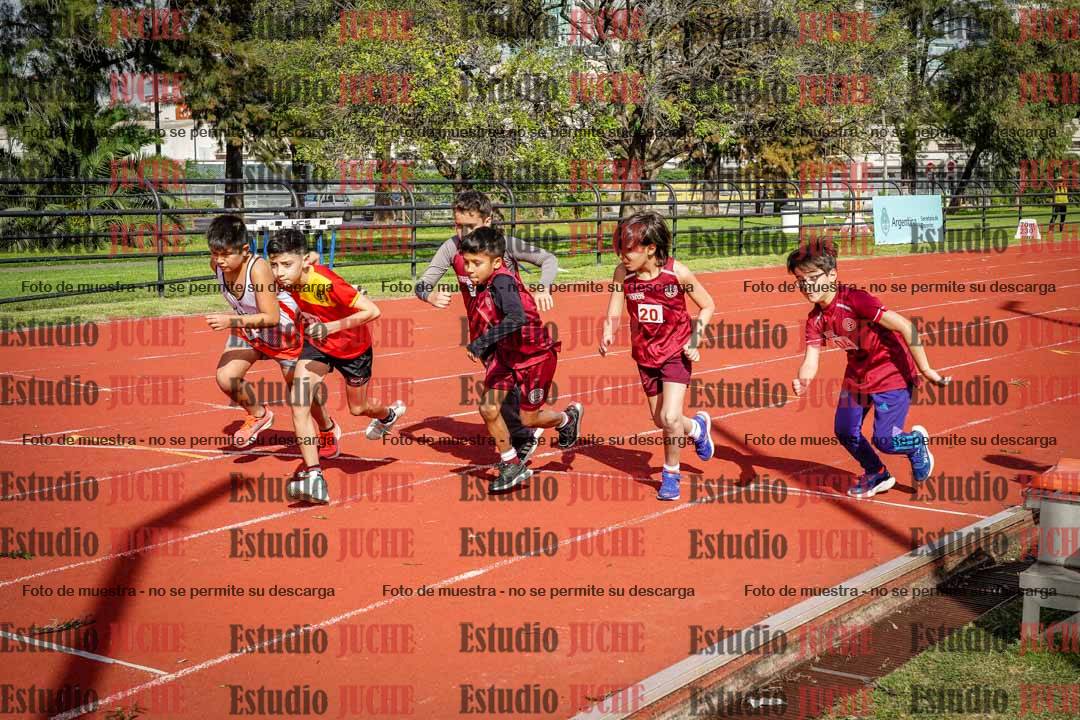 Fotos de los 1000 m llanos de varones
