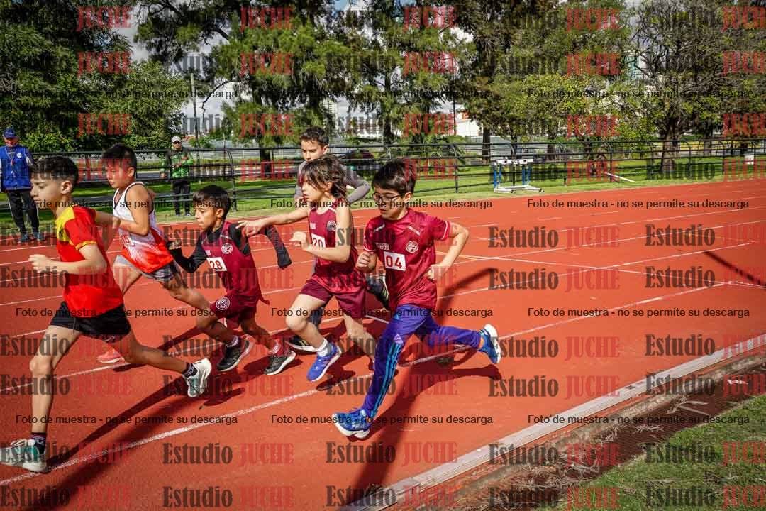 Fotos de los 1000 m llanos de varones