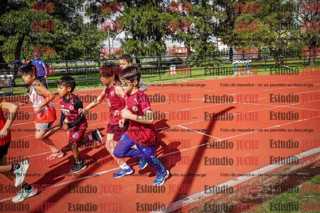 Fotos de los 1000 m llanos de varones