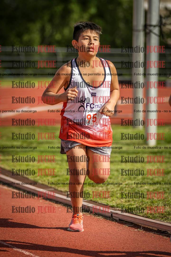 Fotos de los 1000 m llanos de varones