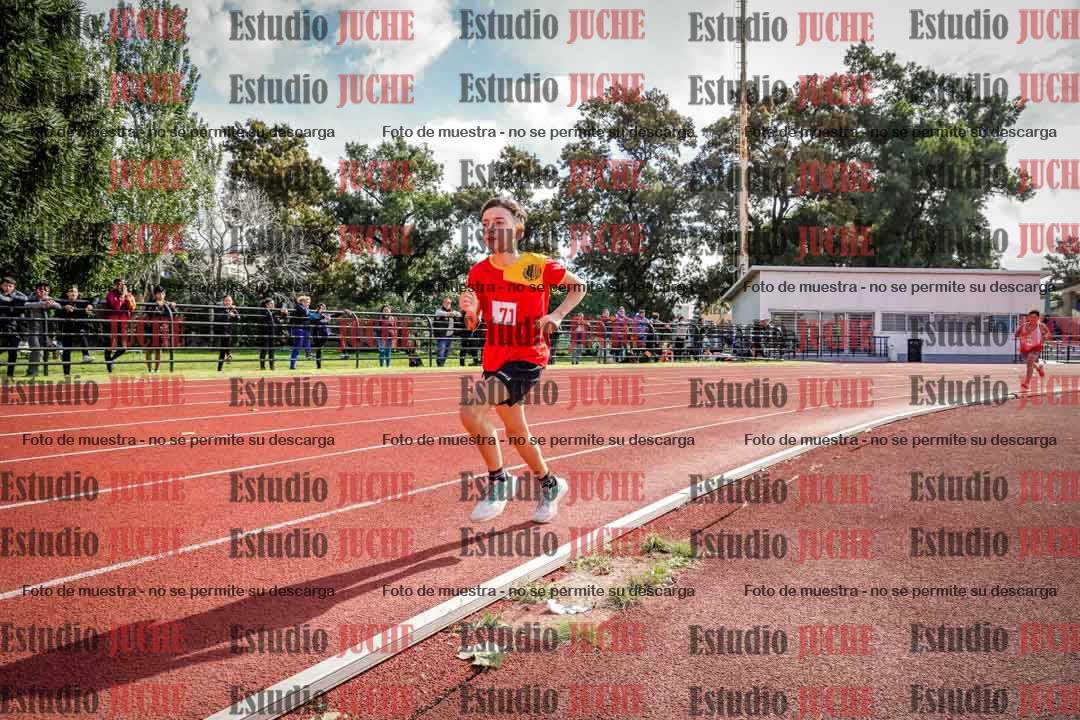 Fotos de los 1000 m llanos de varones