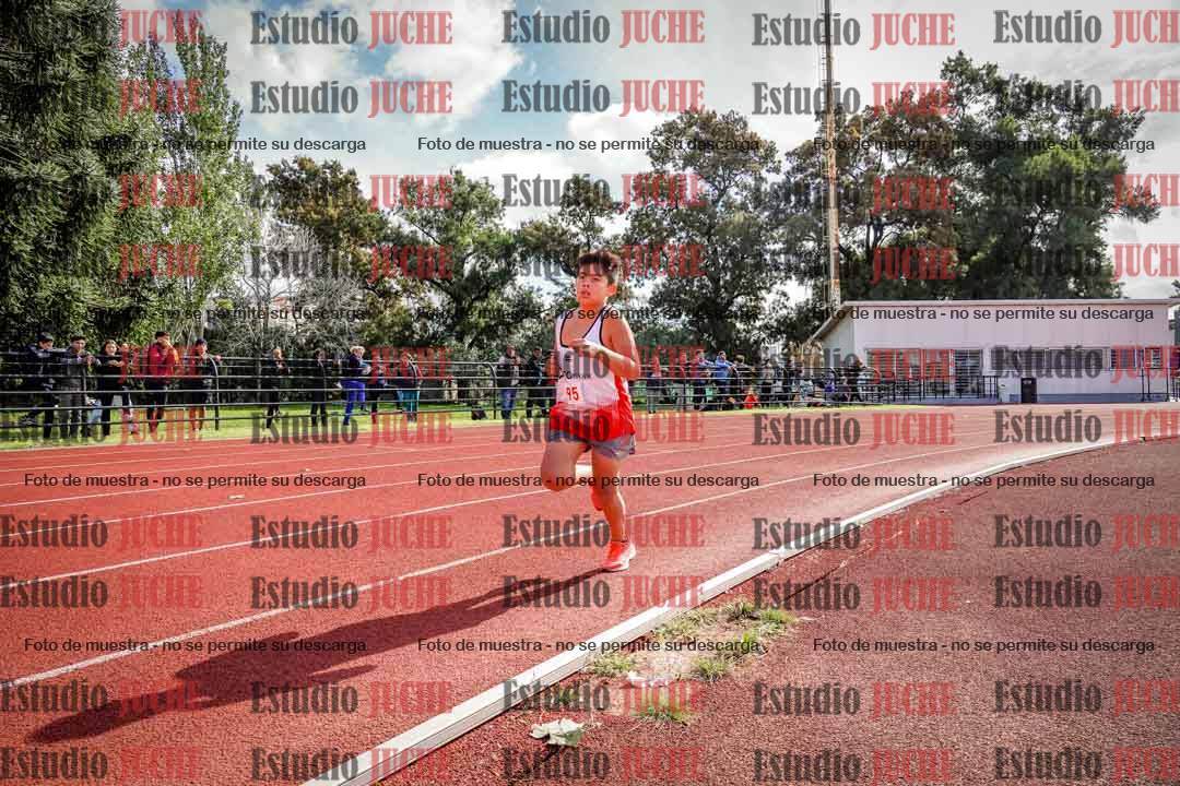 Fotos de los 1000 m llanos de varones