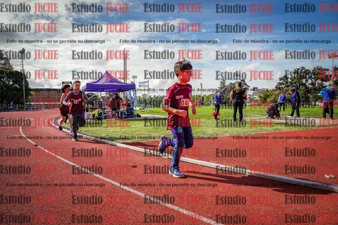 Fotos de los 1000 m llanos de varones