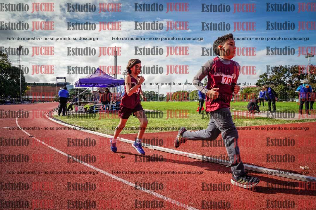 Fotos de los 1000 m llanos de varones