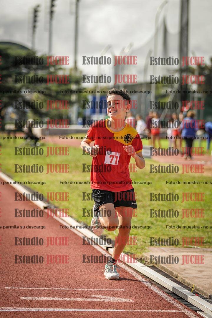Fotos de los 1000 m llanos de varones